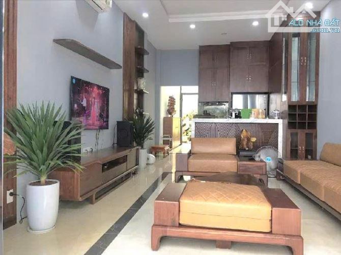 VIỆT HƯNG – LONG BIÊN – 46M² – 9.29 TỶ – LÔ GÓC – Ô TÔ 7 CHỖ VÀO NHÀ – 6 TẦNG THANG MÁY NỘ - 3