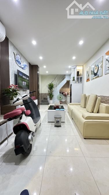 🏠HOA HẬU MINH KHAI-TT HAI BÀ TRƯNG-3 GÁC ĐUA XE-VÀI BƯỚC RA PHỐ👉NHỈNH 6 TỶ - 3