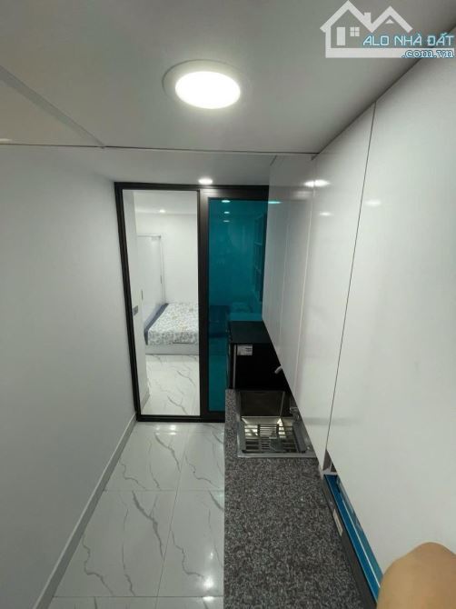 Dương quảng Hàm 6 tầng thang máy 15 phòng 50m Mt4m giá 15.5 tỷ - 3