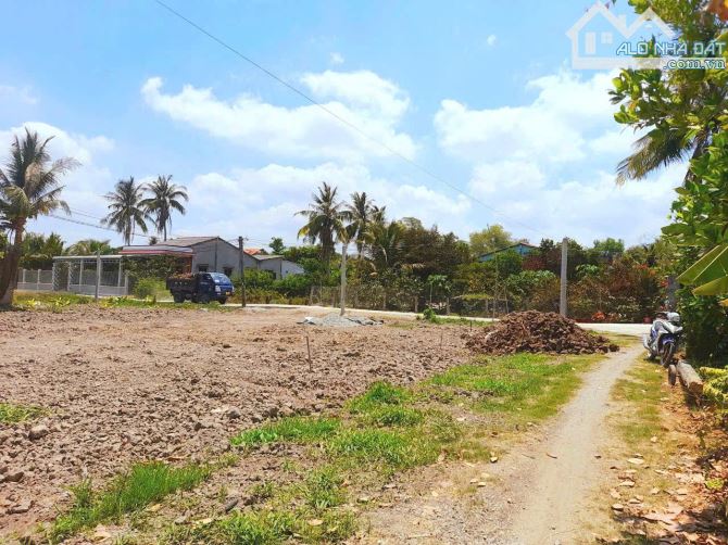 Hàng ngộp, nhà vườn 1300m2 đất đường ô tô cực đẹp, 1.2 tỷ - 3