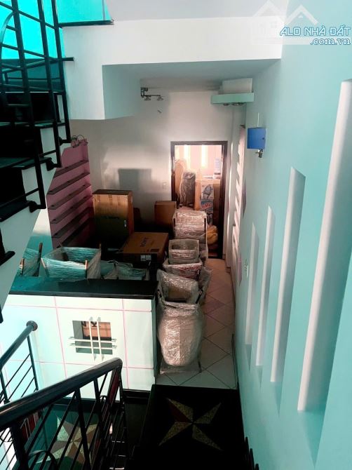 5 TẦNG- 4.2 x 19M VUÔNG- KHU ĐỒNG BỘ- HXH- ĐÀO DUY ANH P9 PN- GIẢM CÒN 14,8 TỶ - 3