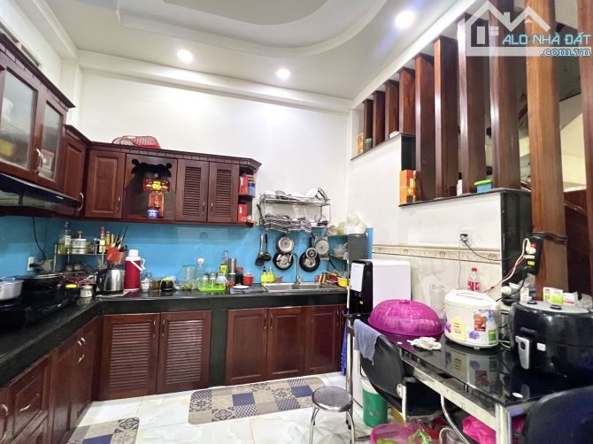 🔥HẠ CHÀO 200TR 🌹  NHÀ ĐẸP 4 TẦNG  - HẺM XE HƠI - 3