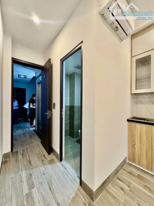Bán CCMN Nguyễn Trãi, Sát vách Đại Học Khoa Học Tự Nhiên, 60m2x6T, Giá 18.8 tỷ, 10p KK - 3