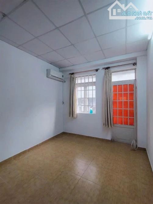 BÁN NHÀ NHIÊU TỨ,3 TẦNG, 30M2, NHỈNH 4 TỶ - 3