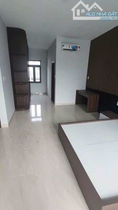🏡 BÁN NHÀ 5 LẦU – MẶT TIỀN 6M – HẺM XE HƠI GÒ VẤP - 8 TỎI - 3