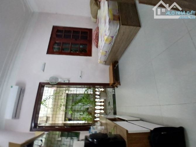 Bán căn nhà 57m² Phố Láng Hạ, sổ đẹp, đủ công năng, MT 4,5M - 3