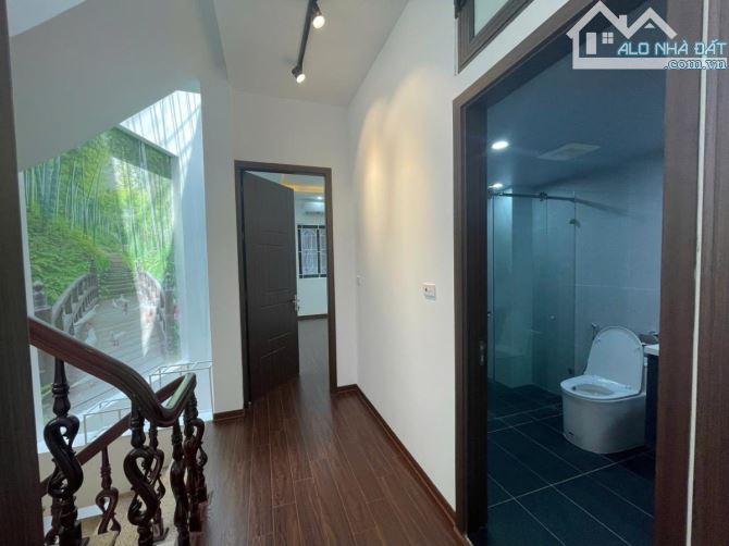 Bán nhà 5 tầng Phố Hoàng Cầu 62.5 m2, MT 6.6 m ô tô 7 chỗ vào nhà giá 19.5 tỷ - 3