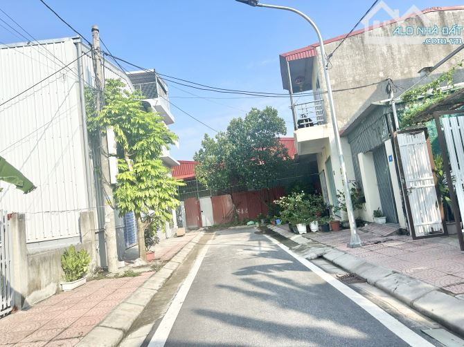 Bán đất 100m2 tại chung cư Lương Quán, Nam Sơn, An Dương giá 2,5 tỷ - 3
