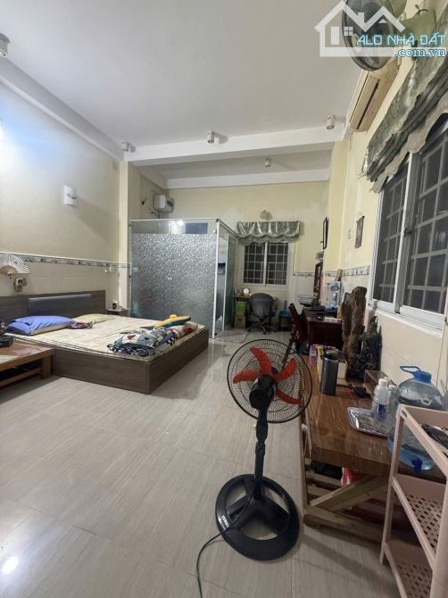 🔥 Nhà 3 tầng Kiệt 5m Lê Hữu Trác . Sơn Trà  - diện tích 100m2 ngang 4m2 nở hậu 5m - 3