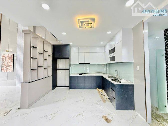 Biệt Thự 3 Mặt Hẻm, Ngang 8m, Nguyễn Ảnh Thủ , Quận 12, HXT Thông, 8x14m, Nhỉnh 6 tỷ - 3