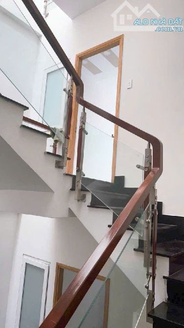 SIÊU PHẨM P.15 - TÂN BÌNH - KHU PHÂN LÔ ĐỒNG BỘ - 62M2 - 5 TẦNG BTCT - KHU VIP HẺM NHỰA 6M - 3