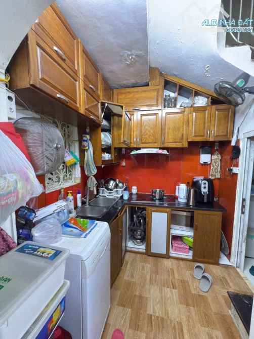 Bán nhà Khương Trung 40m² - vị trí trung tâm ngõ thông thoáng - 8.4 tỷ - 3