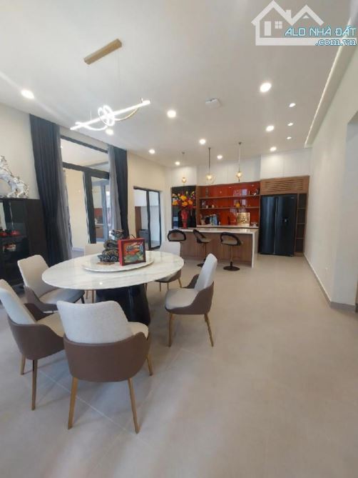 💎 BIỆT THỰ VIEW HỒ – MT TÂN MỸ – 1.012M² – 160 TỶ – QUẬN 7 - 3