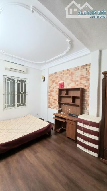 Phân lô_2 mặt thoáng _Hồ Tùng Mậu_Dt36m x 4 tầng dân xây_full nội thất_gần ô tô - 3