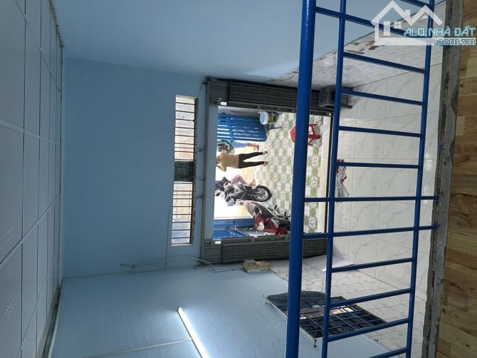 Bán nhà Q12 ngã 3 Đông Quang-Nguyễn Ảnh Thủ- 70m² hẻm rộng 8m, giá chỉ 4.2 tỷ - 3