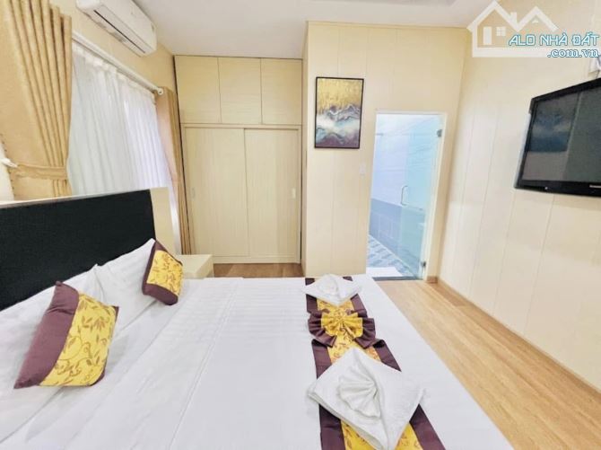 Bán khách sạn khu Tên Lửa, 20 x 20m, 5.5 tấm, 62 tỷ. đối diện công viên (Tín Hưng) - 3