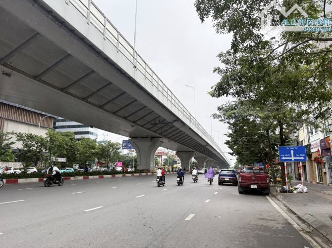Bán Gấp Nhà 3 Tầng Khu Phân Lô Ôtô Phố Minh Khai. 64m2 - MT:4m. Cách phố 15m, sổ vuông đep - 3