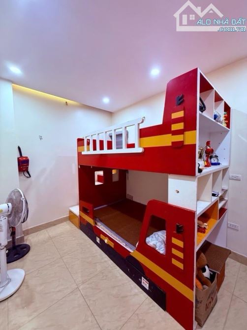 Bán nhà mặt phố Hoàng Quốc Việt 52m2, 6 tầng, mặt tiền 5.2m, kinh doanh đỉnh - 3