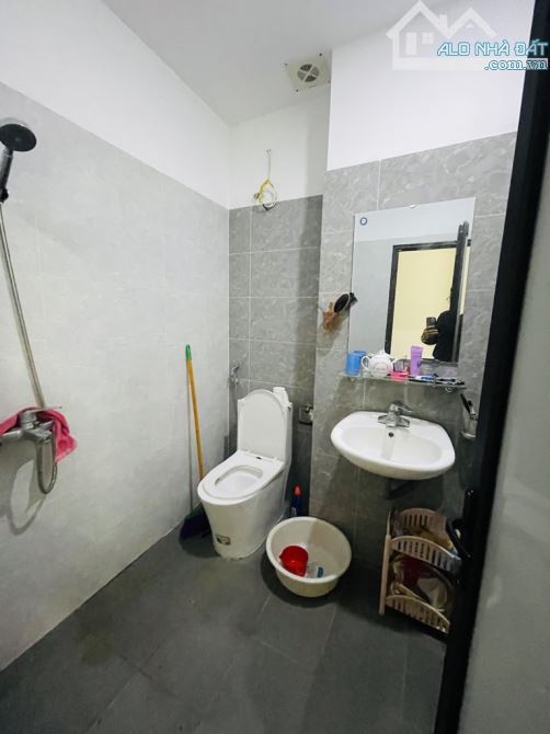 Để tìm nơi an cư tầm 8 tỷ tại Ba Đình mà ngõ nông,rộng, nhà thoáng giờ như mò kim đáy bể.. - 3