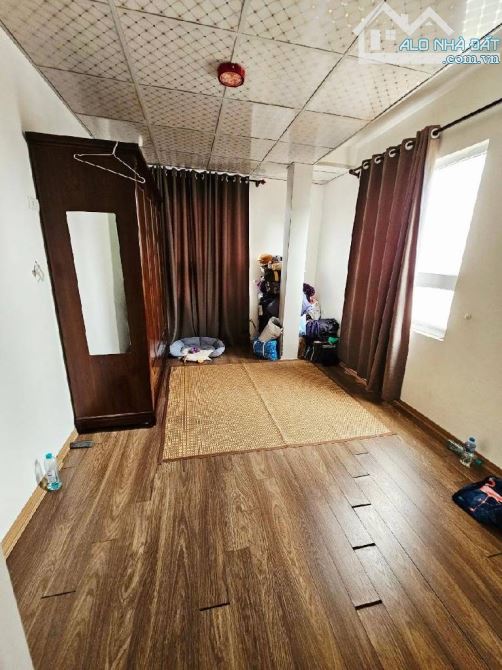 BÁN NHÀ ĐẸP ÂU CƠ - 35M2 - LÔ GÓC – NGÕ NÔNG – GIÁ CHỈ 7.5 TỶ