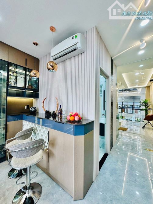 Bán nhà 549a Tân Sơn P12 Gò Vấp, DT 4x25m, 7 tầng thang máy. Giá 19,5 tỷ - 3