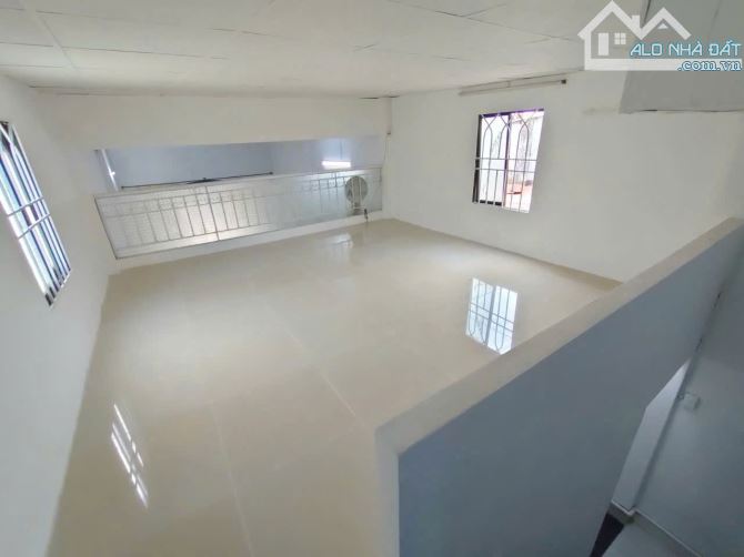 Bán nhà 97m2 hẻm xe hơi đường Nguyễn Văn Tăng gần Vinhomes Q.9. Giá 4.9 tỷ - 3