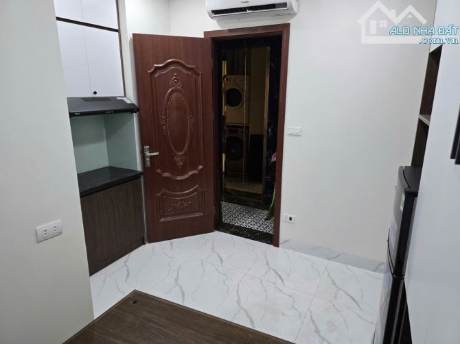 Cho Thuê CCMN 179 Trương Định Hoàng Ma 25m2 Studio Cửa Sổ Ban Công Thang Máy Full Nội Thất - 3