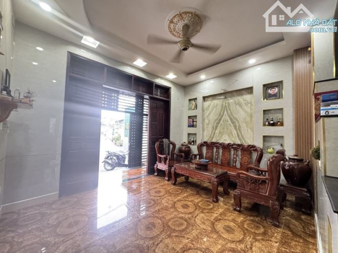 KHU DÂN TRÍ CAO DS8 LINH XUÂN NHÀ 3 TẦNG 5X10 CHỈ 4.9 TỶ - 3