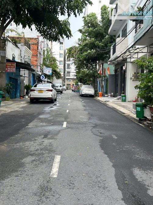 BÁN NHÀ 3 TẦNG ĐANG THU NHẬP YẾN TT NHÀ BÈ   diện tích 125m² (6x23m) tại trung tâm thị trấ - 3