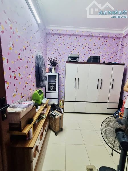 Nhà đẹp Hoàng Mai dân xây, bê tông cốt thép, nhà còn rất đẹp, giá nhỉnh 7 tỷ - 3