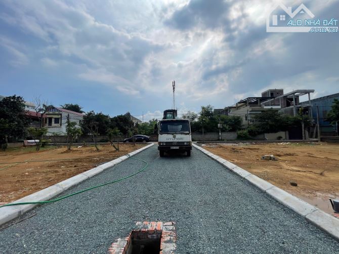 Cạnh Khu công Nghệ Cao Hoà Lạc Dân Cư Hiện Hữu Rất Nhiều Công Nhân DT:110m2 Hai Thoáng - 4