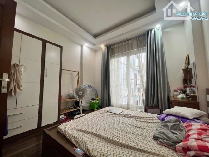 BÁN NHÀ BÁT KHỐI, ÔTÔ ĐỖ CỬA: 40m2 - 5 tầng - giá 7.2 tỷ - 4