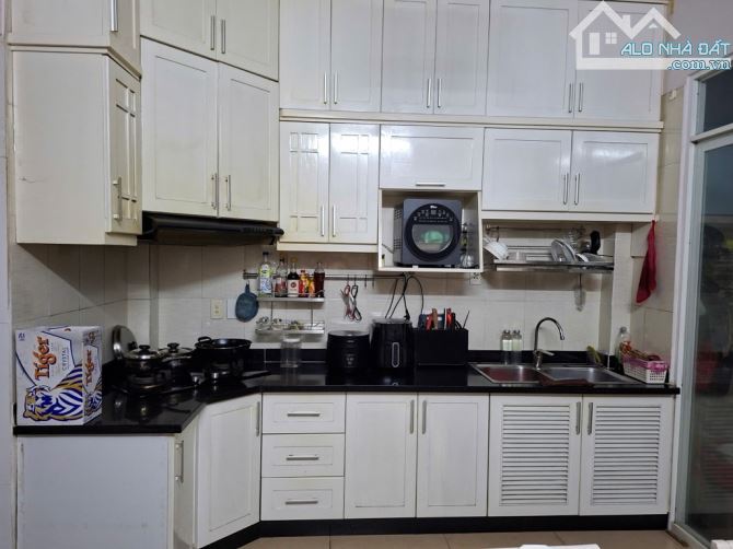 NHÀ BÌNH TÂN GIÁP TÂN PHÚ,VĂN CAO,BÌNH LONG,3 TẦNG,72M2(4×18)4PN,ĐƯỜNG XE TẢI CHỈ 8.2 T - 4