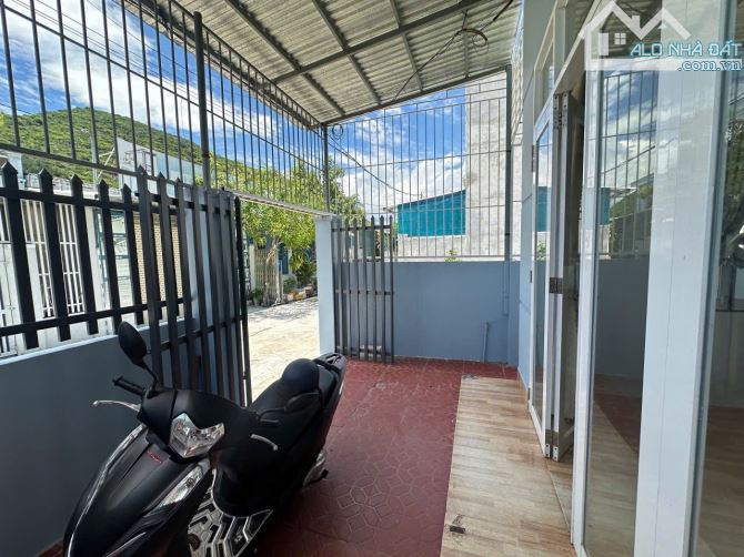 Cần bán nhà 1 trệt 1 lầu tại khi dân cư Hòn Thơm, Vĩnh Ngọc (Tây Nha Trang), giá 2,3 tỷ. - 4