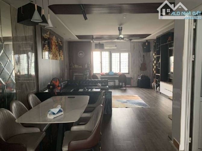 SIÊU PHẨM PHÚ DIỄN - TOÀ VP 7 TẦNG THANG MÁY - 2 THOÁNG - 4 Ô TÔ TRÁNH - VỈA HÈ KINH DOANH - 4