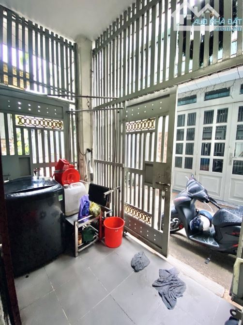 CHDV TRƯỜNG CHINH - NGUYỄN PHÚC CHU - 81M2 NGANG 5 - 7 PHÒNG - LỐI ĐI RIÊNG - 6.8 TỶ - 4