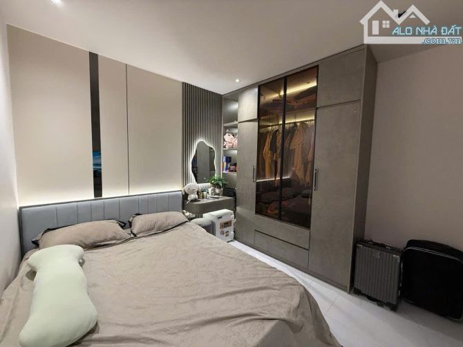 🌟HOA HẬU! Chỉ 4,63 tỷ Tập thể Chùa Láng_Đống Đa_2 thoáng_sổ to 70m2 2pn nhà đẹp🌟 - 4