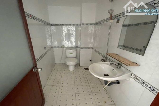 Bán nhà hẻm xe hơi, Thạnh Xuân 33, Quận 12, 64 m² (4m x 16m), 2 tầng - Giá 4.6 tỷ TL - 4
