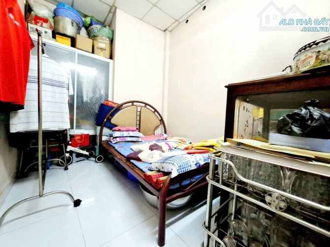 BÁN CĂN NHÀ 40M2-1 TẦNG-1 TRỆT- GẦN CHỢ BÀ ĐIỂM-GỌI CHO EM XEM NHÀ - 4