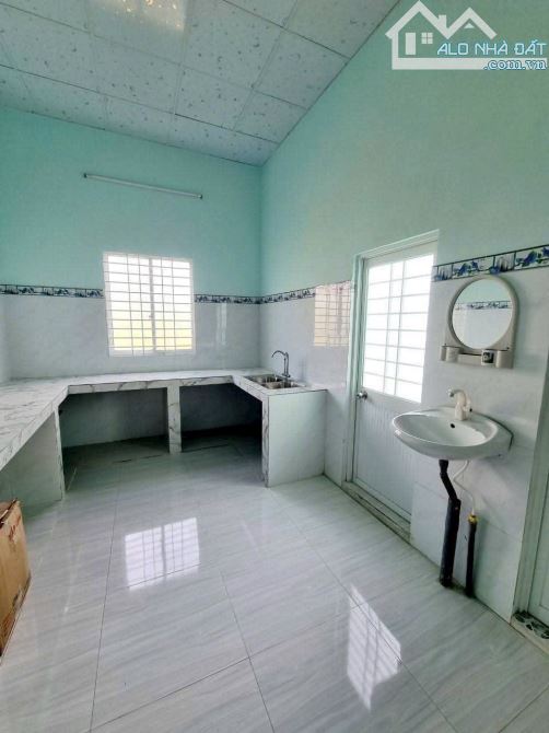 Bán nhanh căn nhà Đ.Nguyễn Văn Hoài - củ chi - 125m2 - 825 triệu - sổ riêng - 4