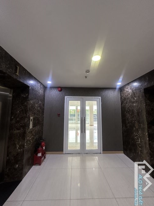 Cho thuê văn phòng 112m2 view trực diện phố đi bộ nguyễn huệ - 4