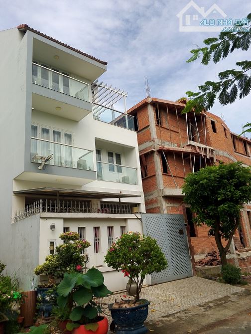 Bán nhà SHR Khu dân cư Phú Xuân Nhà Bè , 3 tầng , giá 10 tỷ - 4