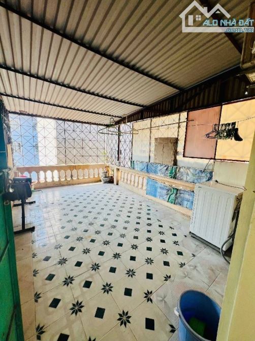 VŨ HỮU - NHÀ DÂN XÂY - GẦN PHỐ - SỔ ĐẸP - TRUNG TÂM THANH XUÂN - 34M2 x 4 TẦNG - 4