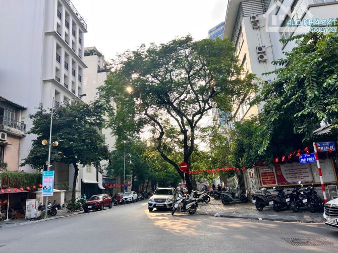Bán nhà lô góc mặt phố Thái Phiên, Hai Bà Trưng tiện kinh doanh 5 tầng 30m2 giá 21 tỷ