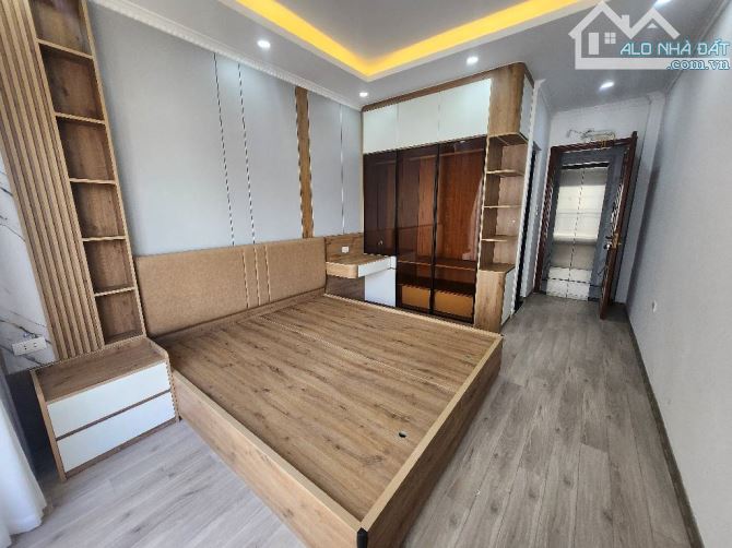 BÁN NHÀ ĐỊNH CÔNG,LÔ GÓC, Ô TÔ, 6 TẦNG THANG MÁY, DT 34M2, GIÁ 8.85 TỶ - 4