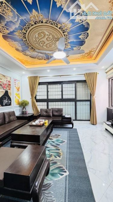 KHƯƠNG HẠ DINH THỰ NGHỆ THUẬT – VẺ ĐẸP VƯỢT THỜI GIAN GIỮA PHỐ - 4