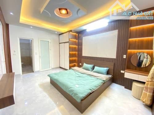 Bán nhà phố Thanh Lân 31m 5 tầng, full nội thất, ô tô tải đỗ cổng, giá 5,2 tỷ - 4