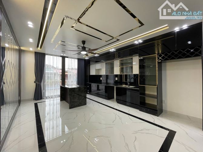 Nhà mặt đường xây mới độc lập có thang máy tại Lê Chân - 4