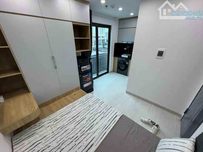 Studio Trung Kính_BC thoáng_phòng đẹp_phí DV rẻ_k gh người - 4