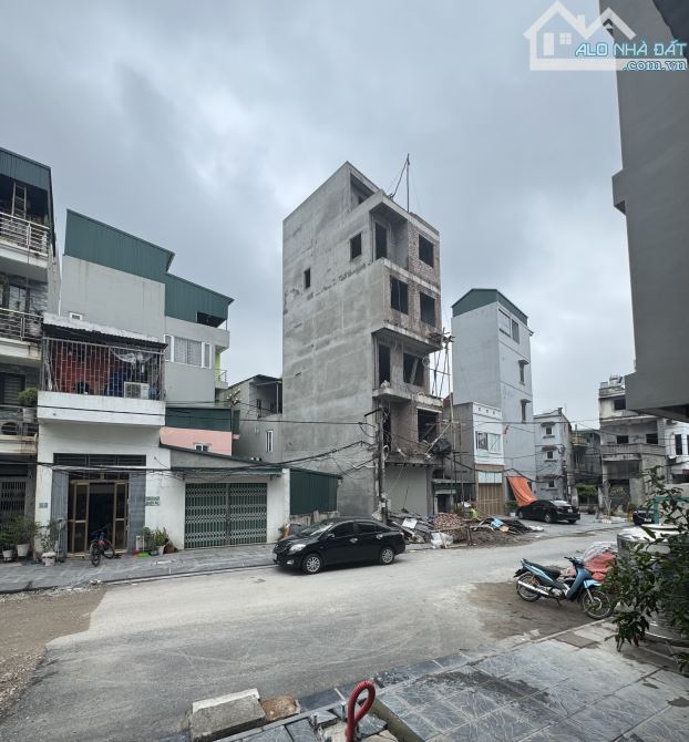 BÁN NHÀ PHỐ THƯỢNG THANH 56m2 mặt tiền 4.3m - 4